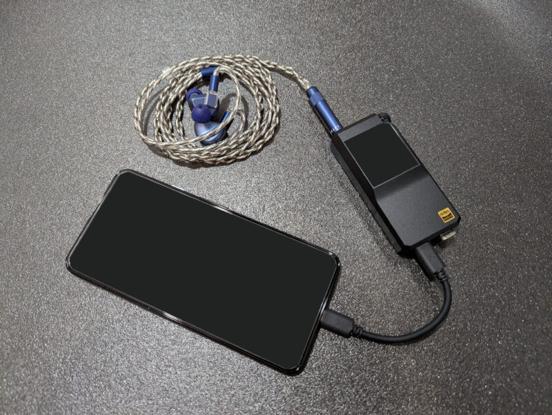 FIIO BTR17をUSB DACとして接続した様子